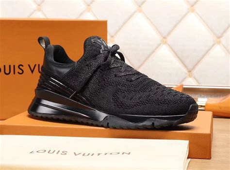 sneakers louis vuitton vnr|louis vuitton shoes for men.